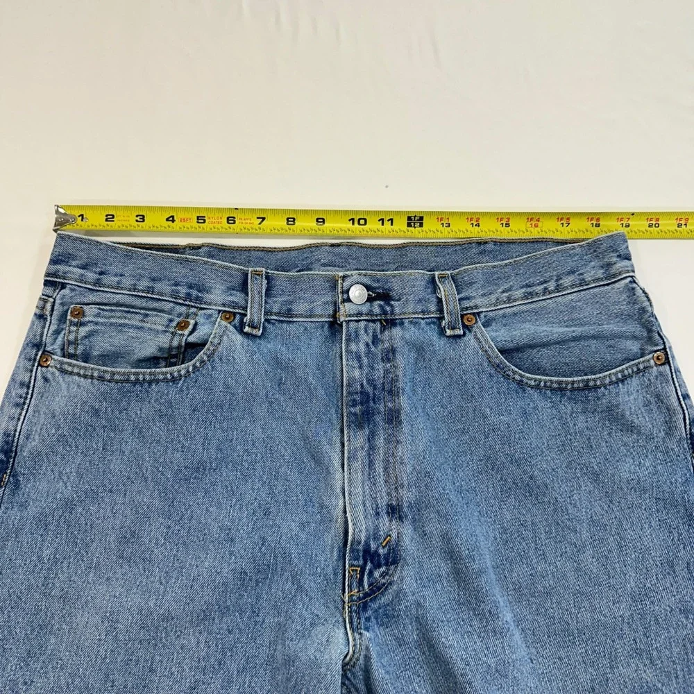 Levi's 550 Relaxed Fit Jeans Mens 38x30‎ Light Wash Denim 100% Cotton | Core/Dad
